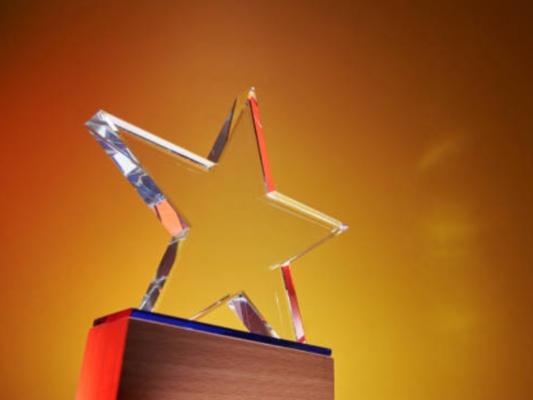 Almac awarded six CDMO leadership awards