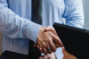 Aptar enters into digital health partnership with Stallergenes Greer 
