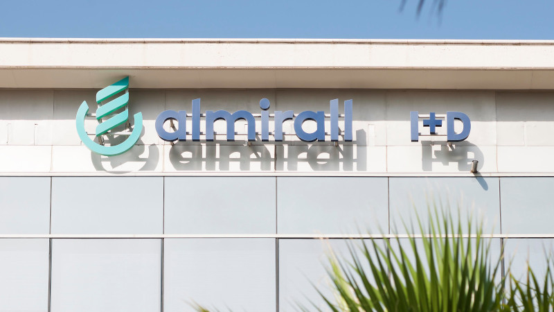 Almirall announces dermatological research collaboration 
