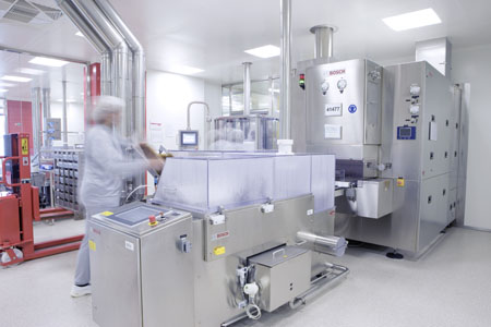Filling operation in the sterile facility