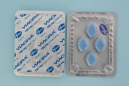 Original or fake? Counterfeiters can now copy Viagra tablets so accurately that the imitations can scarcely be distinguished from the originals (Photo: Pfizer)