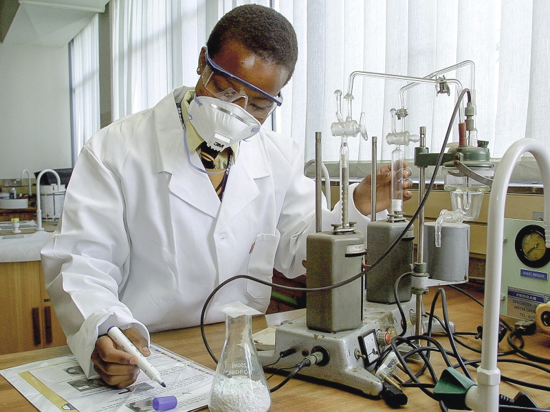 AstraZeneca and Daiichi Sankyo reveal phase 3 lung cancer study