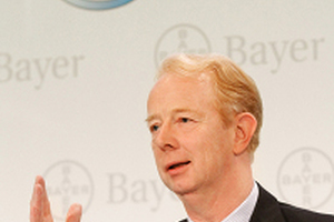 Bayer sales and pre-tax profit in 2011 beat record