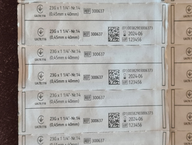 Becton Dickinson uses Domino printing for syringe packaging