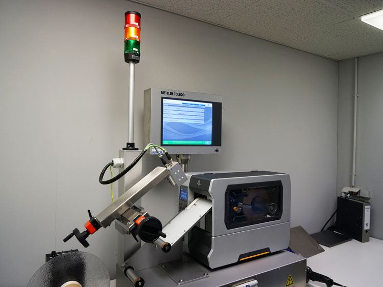 Cloud-based serialisation solution for various applications
