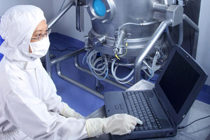 Cost-effectively preventing the contamination of pharmaceutical powders with magnets