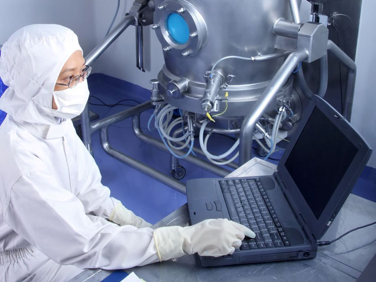 Cost-effectively preventing the contamination of pharmaceutical powders with magnets