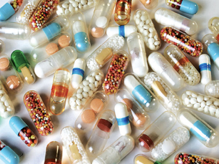 Delivering fixed-dose combination therapies with hard capsules: part I
