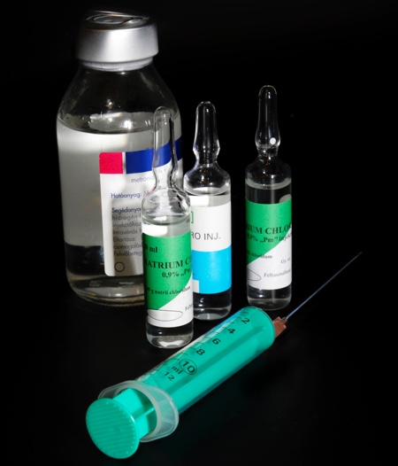 Developing non-invasive biological drug delivery options