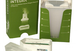 Disposable reservoir saves on reagent costs