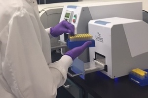 Efficient handling of DNA samples with automatic capping solution