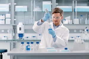 Eppendorf demonstrates liquid handling instruments and consumables at Lab Innovations 2016