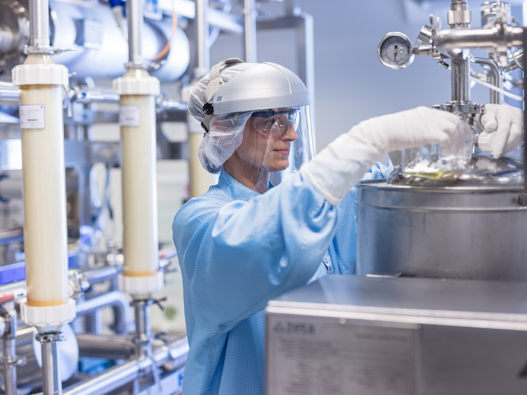 Facility visit: Lonza