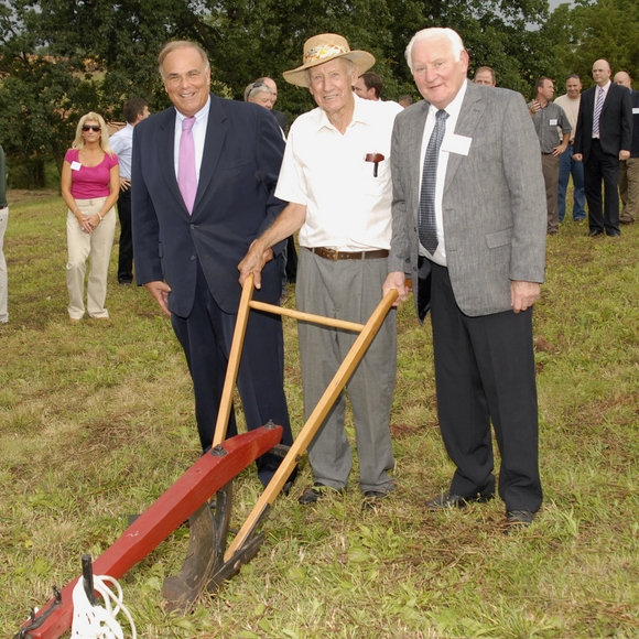 Governor Rendell and Sir Allen McClay break ground at new Almac North American hq 