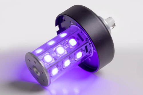 High intensity LED module for photochemical flow applications