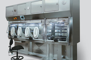 Innovation and modularity offered by Comecer’s isolator 
