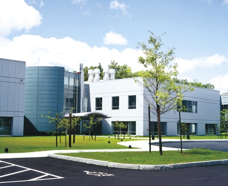 Johnson Matthey and Intrexon collaborate to produce peptide-based APIs