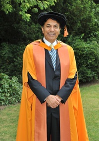 Leading pharmacist to receive honorary degree