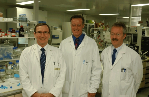 Lift-off for needle-free delivery