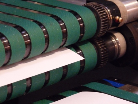 Sysmac Safety allows controlled movement with guards off