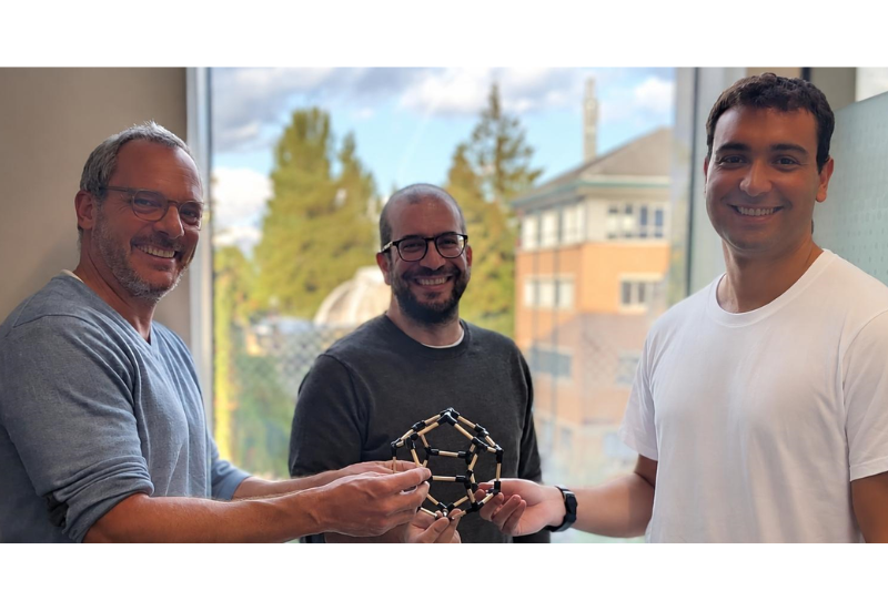 The research team from the Department of Chemistry and Kavli Institute for Nanoscience Discovery who led the project. From left to right: Professor Philipp Kukura, Dr Roi Asor, and PhD student Dan Lowenthal.