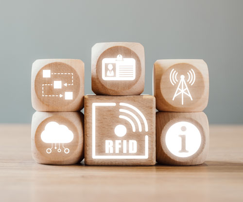 Packaging as a patient link: the role of UHF RFID and NFC-enabled  smart packaging