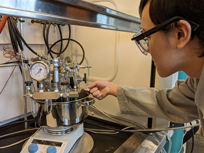 Parallel reactor improves development of novel hydrogenation catalysts