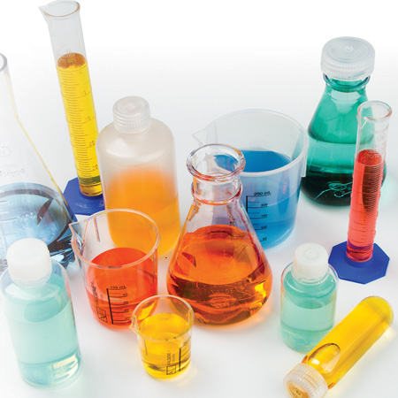 Plastic versus glass in the lab
