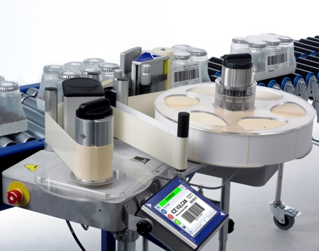 Print and apply labellers offer key role in FMD compliance