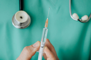 Roche's cancer immunotherapy Tecentriq Hybreza bags FDA approval