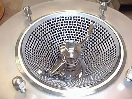 Sanitary cone mill for sticky, moist and fragile materials