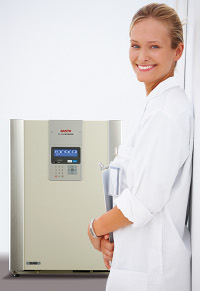 Sanyo incubator offers uniform culturing environment