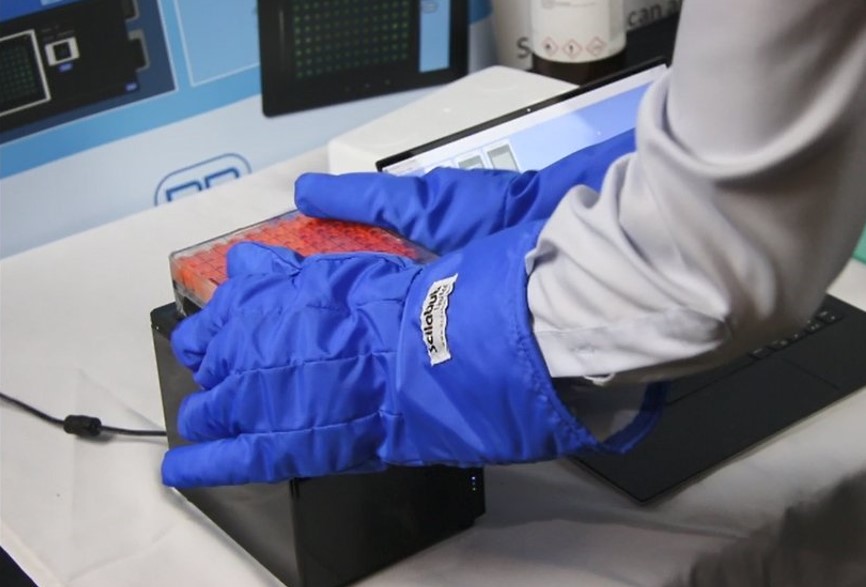 Scanning and decoding tube racks from low-temperature storage