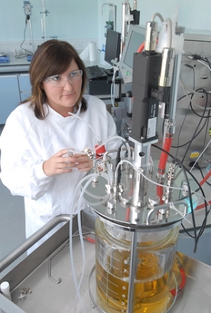 Scientists move into new biotechnology centre