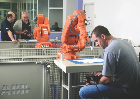 Seminar explains why it could pay to invest in robots in 2015