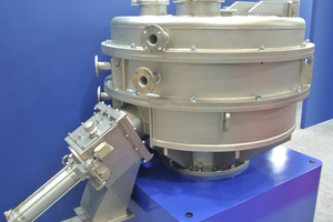 Solvent free coating of ultrafine particles