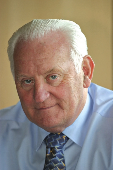 Special recognition accolade awarded to Sir Allen McClay