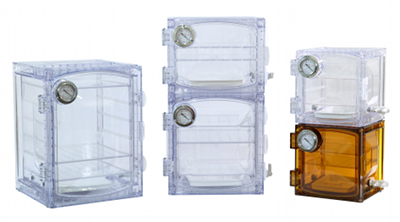 Stackable cubic desiccators save benchtop space