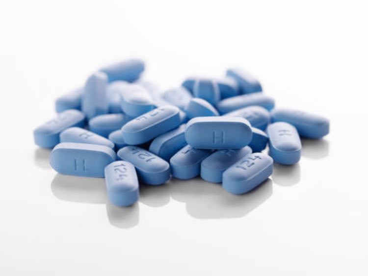 Tablet design: Proactive ways to prevent picking and sticking
