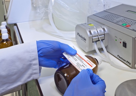 Tabletop filling machine boosts bespoke medicine processing