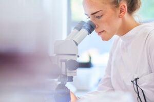 Transatlantic partnership to screen 15,000 drugs for COVID-19 treatments