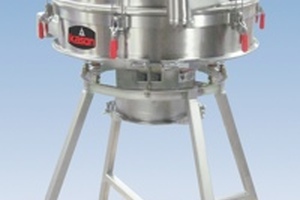 Ultrasonic sanitary screener resists blinding and contamination