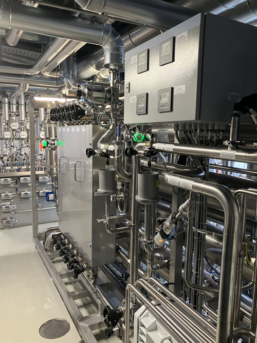 When the chemistry is right: Vetter expands capacities with a pure water generator from Pharmatec